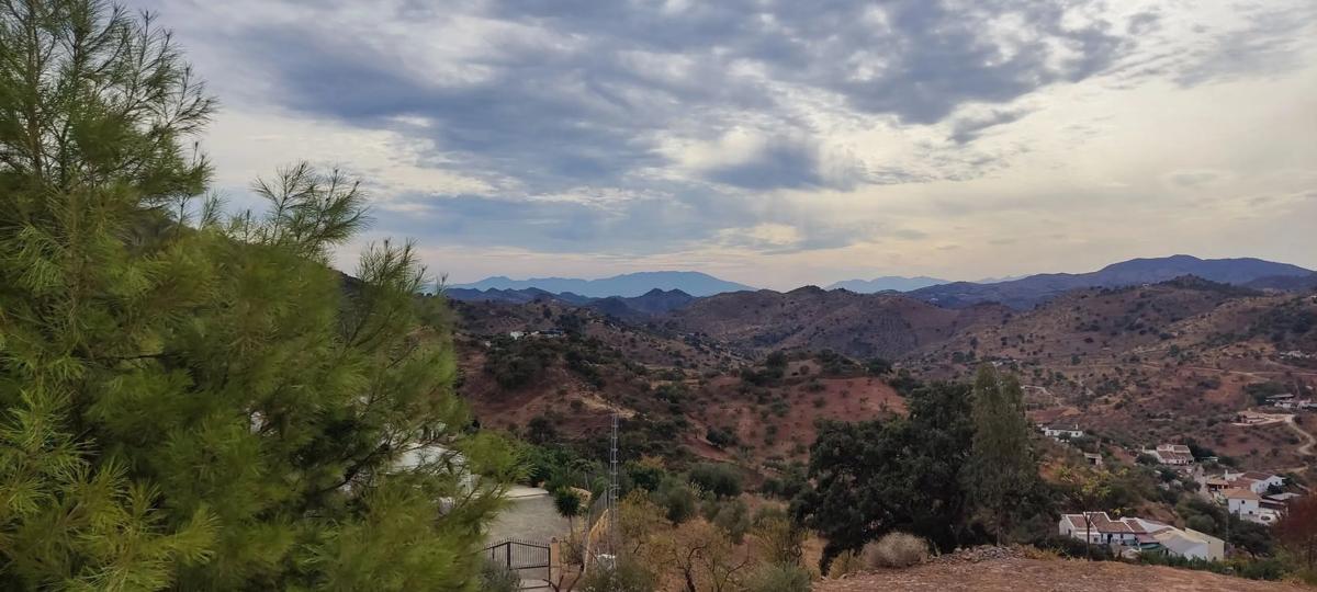 Terreno en venta en Casabermeja, Malaga photo 4