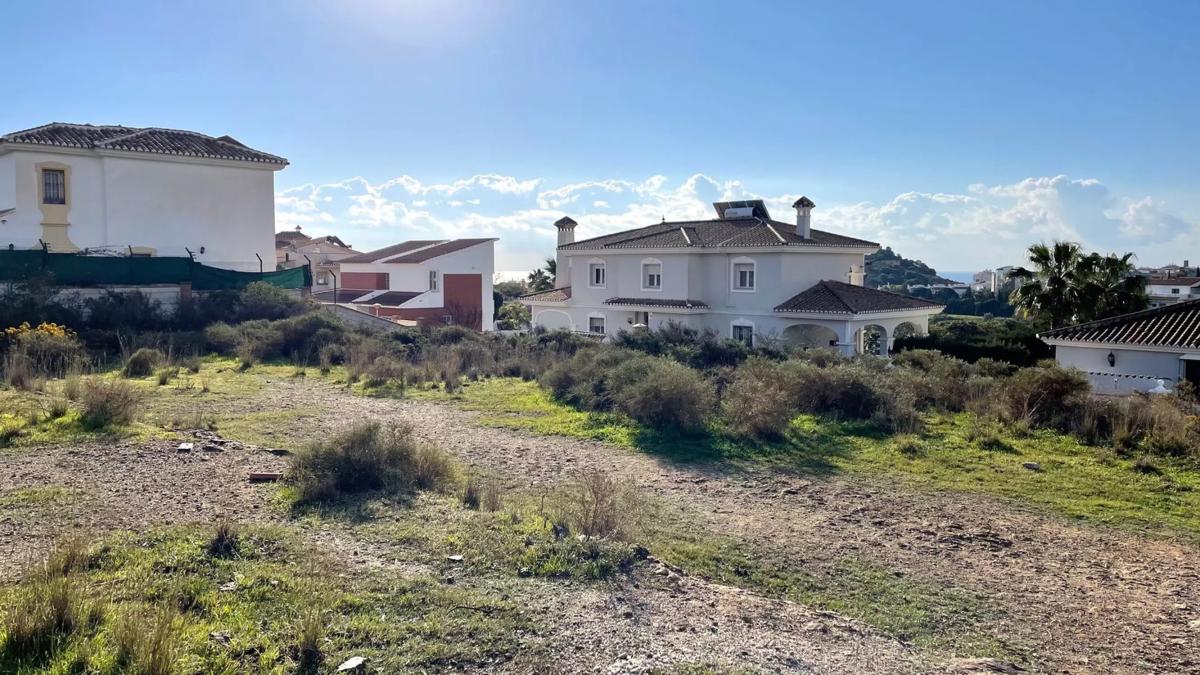 Działka na sprzedaż w Benalmádena, Malaga photo 2