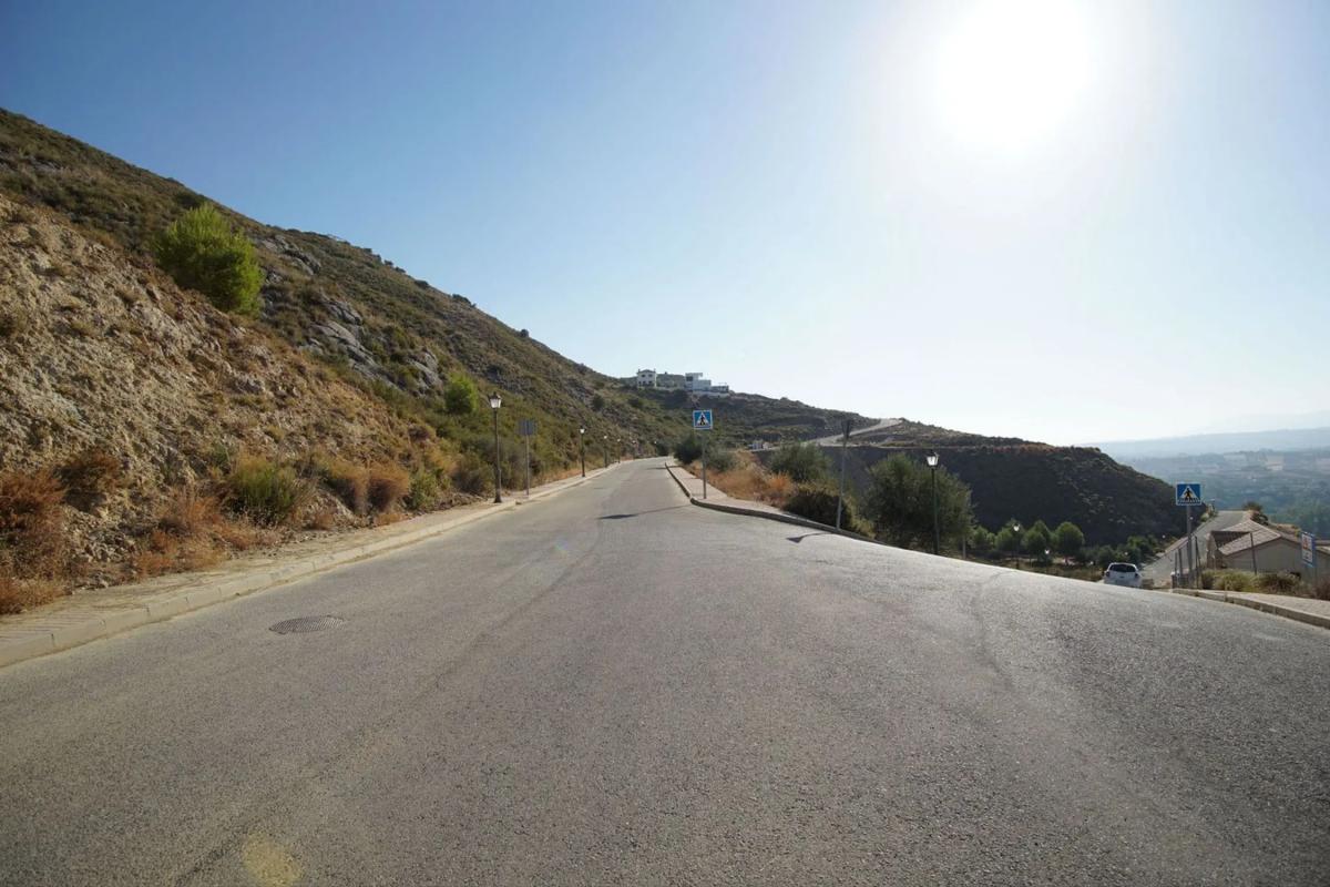 Terreno en venta en Coin, Malaga photo 3