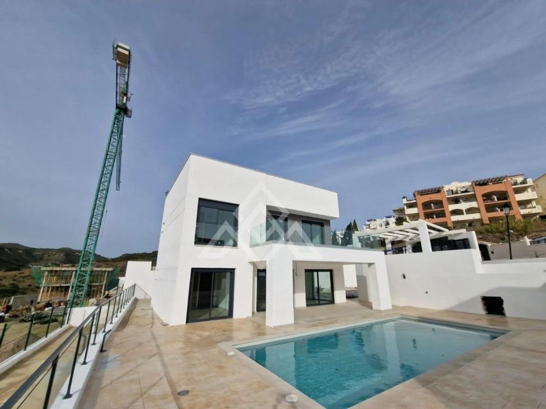 Terreno en venta en Manilva, Malaga photo 1