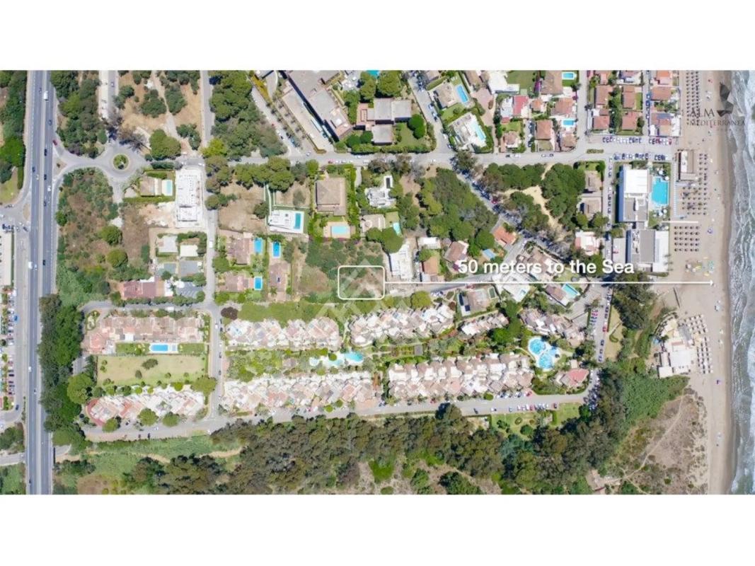 Terreno en venta en Marbella, Malaga photo 2