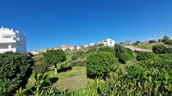 Terreno en avenida de la Resina thumbnail 2