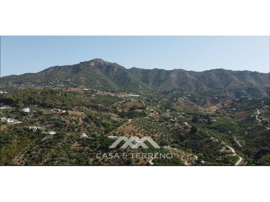 Terreno en venta en Frigiliana, Malaga photo 4