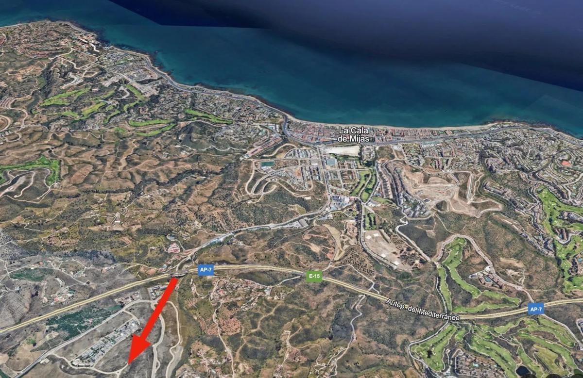 Terreno en venta en Mijas, Malaga photo 1