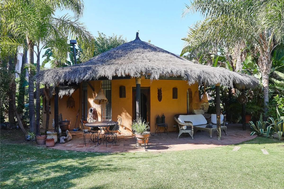 Terreno en venta en Marbella, Malaga photo 5