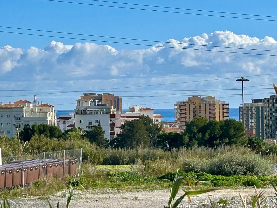Terreno en venta en Fuengirola, Malaga photo 5