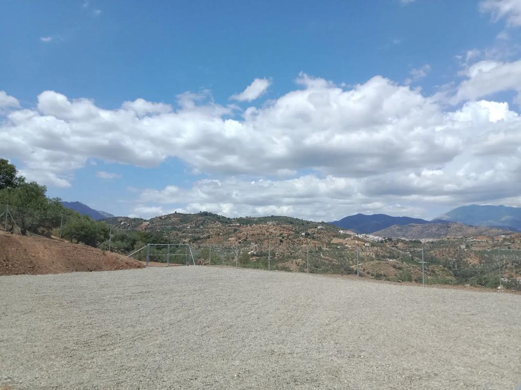 Land for sale in Guaro, Malaga photo 1