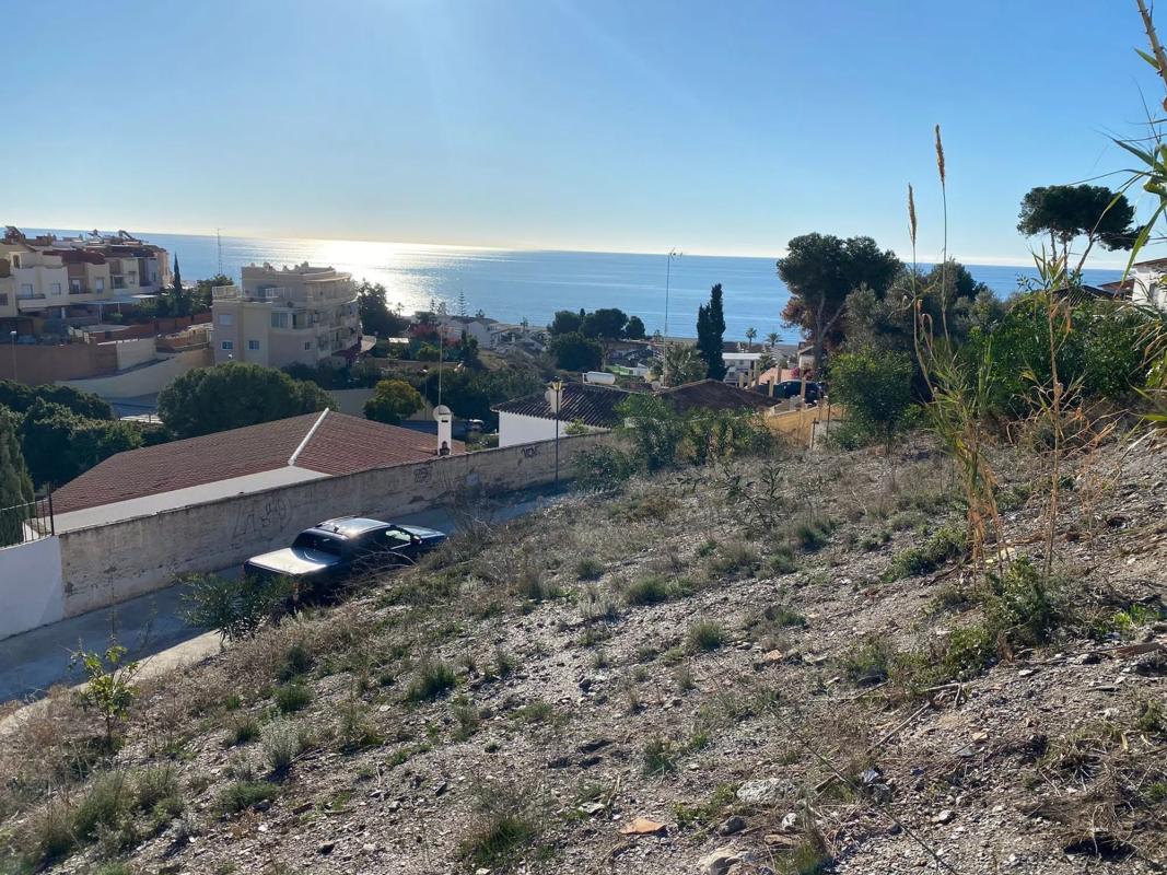 Działka na sprzedaż w Benajarafe, Malaga photo 2
