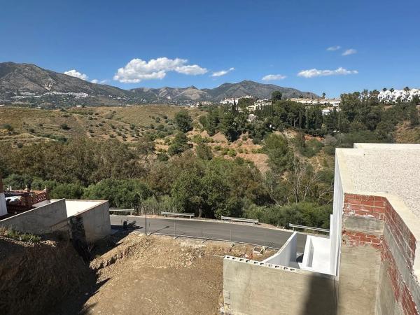 Terreno en calle Emilio Ramos, 21 photo 2