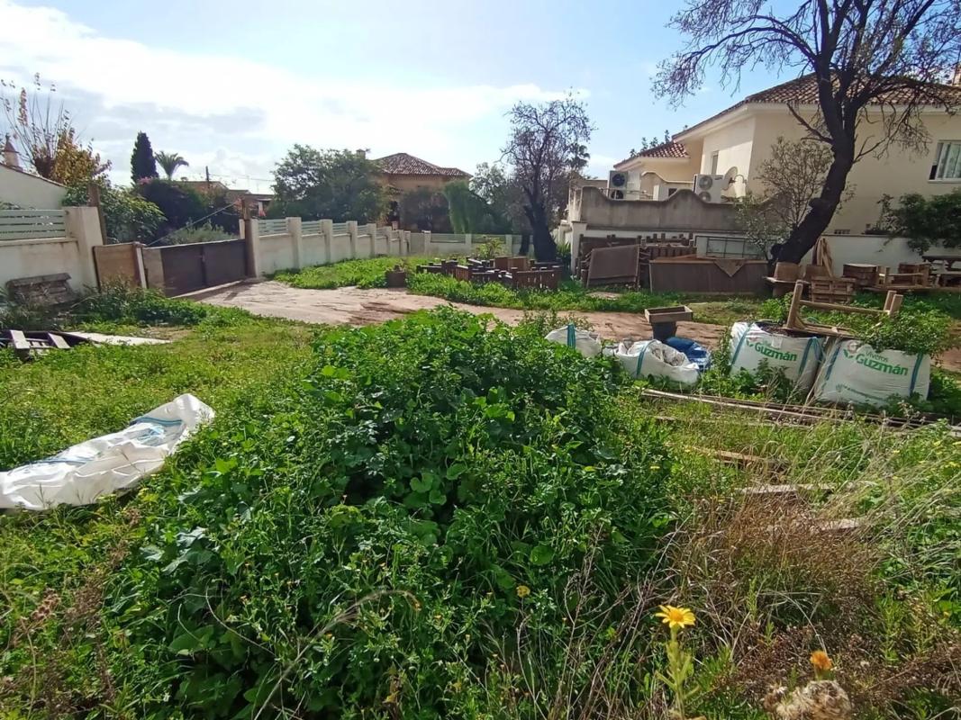 Terreno en venta en Marbella, Malaga photo 1
