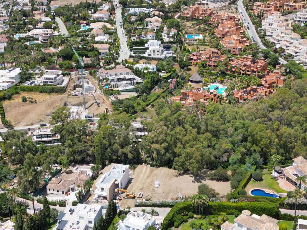 Terreno en venta en Marbella, Malaga photo 3