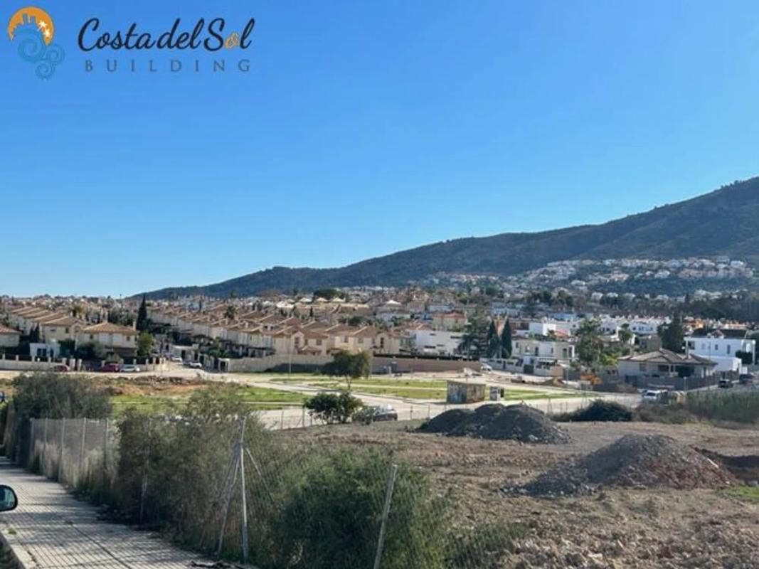 Terreno en venta en Alhaurín de la Torre, Malaga photo 1