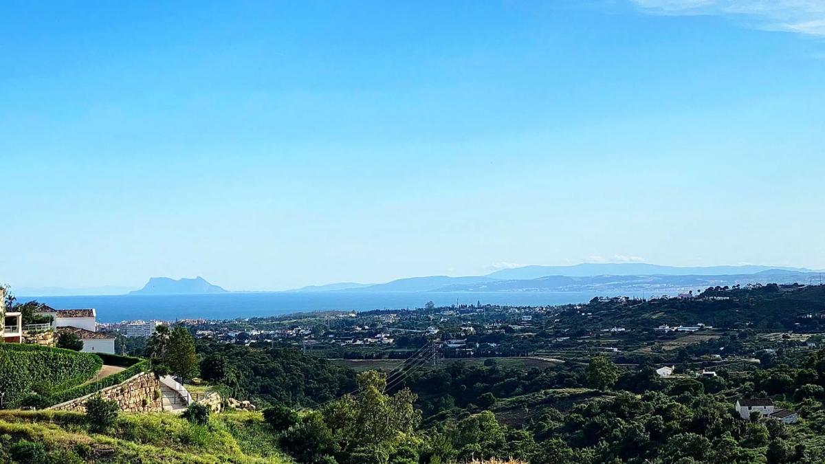 Terreno en venta en Estepona, Malaga photo 4