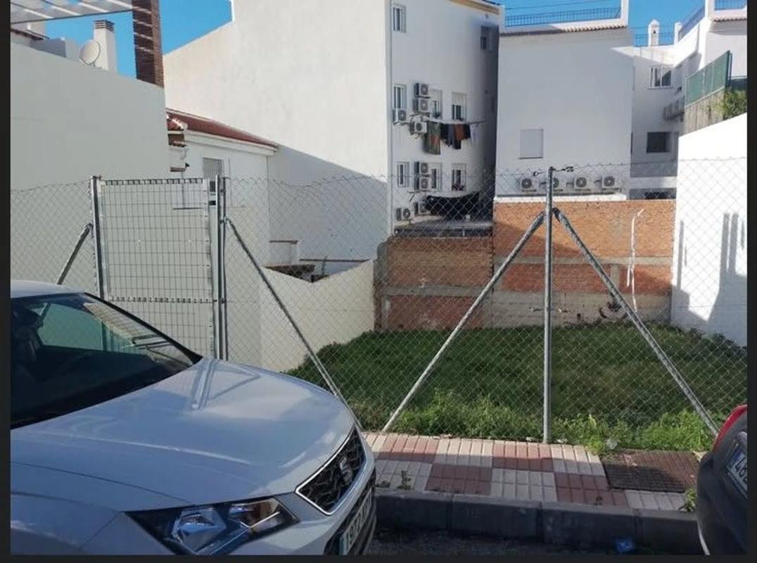 Участок земли на продажу в Алхаурин-эль-Гранде, Малага photo 1