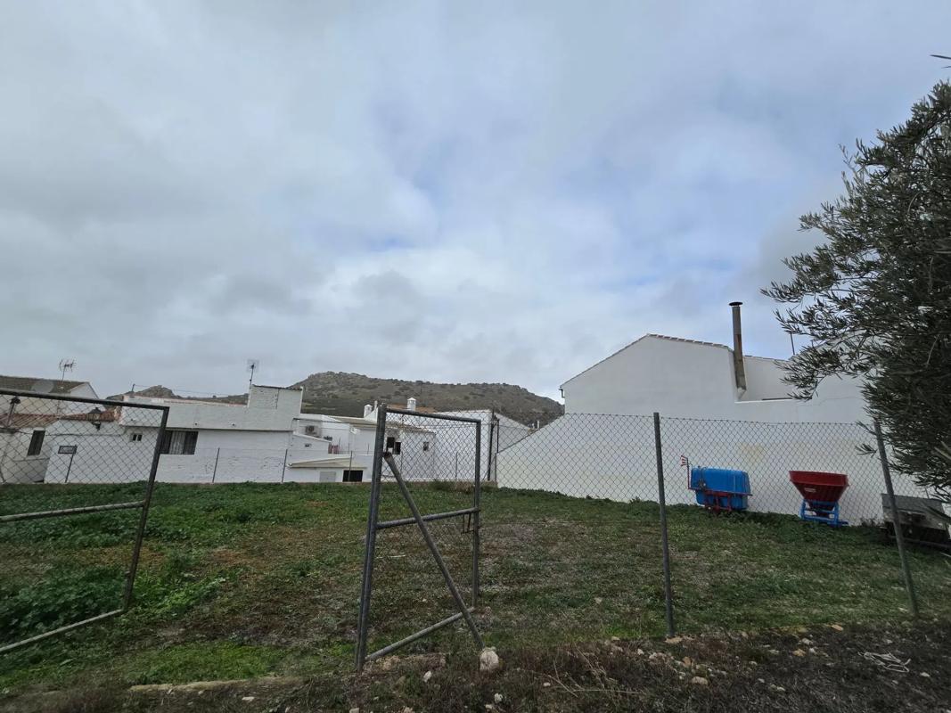 Terreno en venta en Cuevas del Becerro, Malaga photo 1
