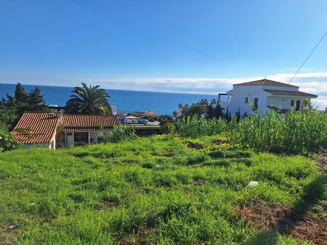 Terreno en venta en Estepona, Malaga photo 3