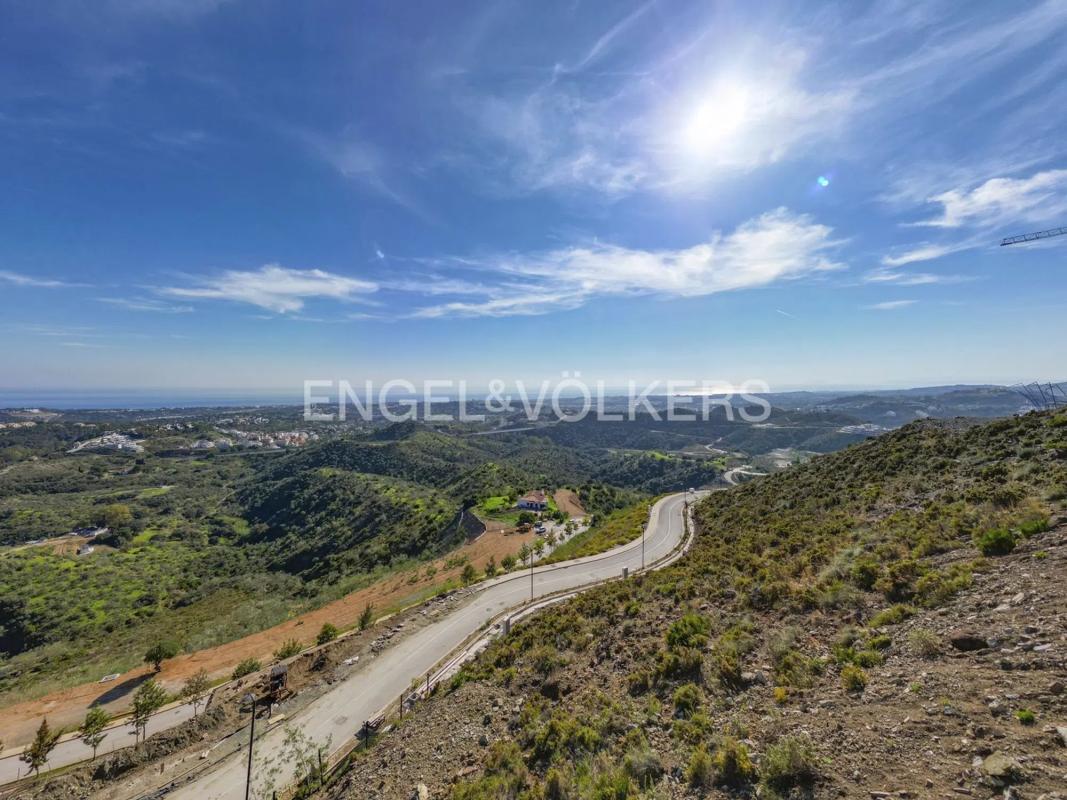 Terreno en venta en Benahavís, Malaga photo 4