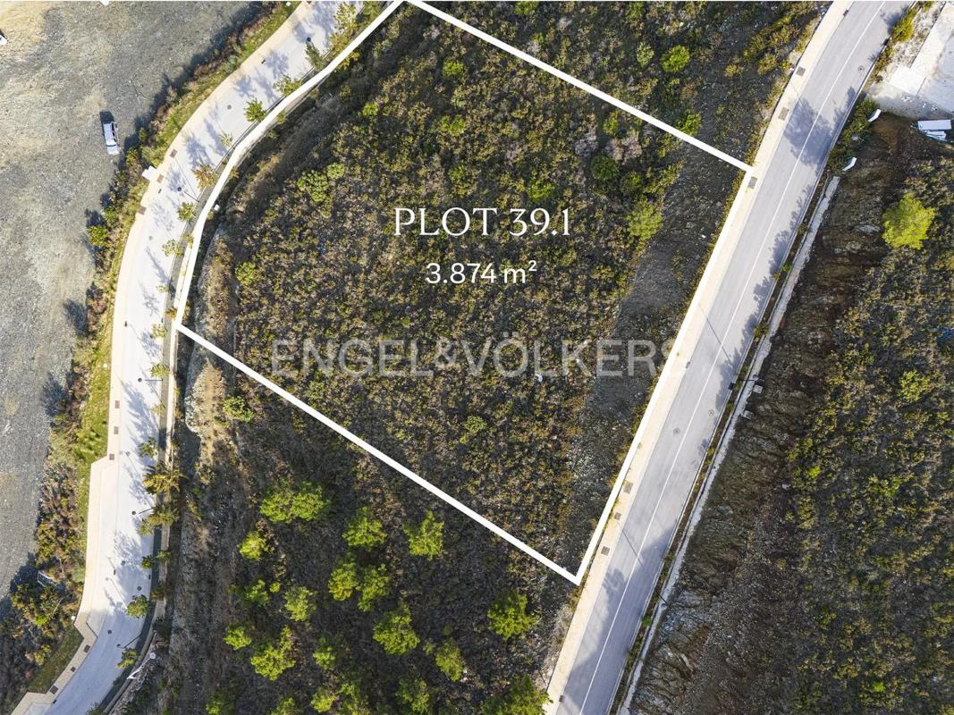 Terreno en venta en Benahavís, Malaga photo 3