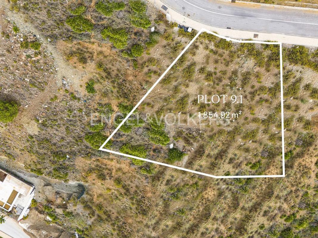 Terreno en venta en Benahavís, Malaga photo 3