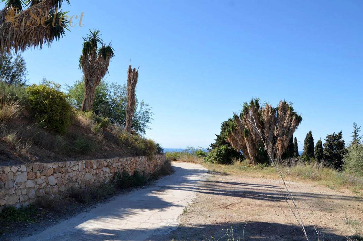 Land for sale in Rincón de la Victoria, Malaga photo 4