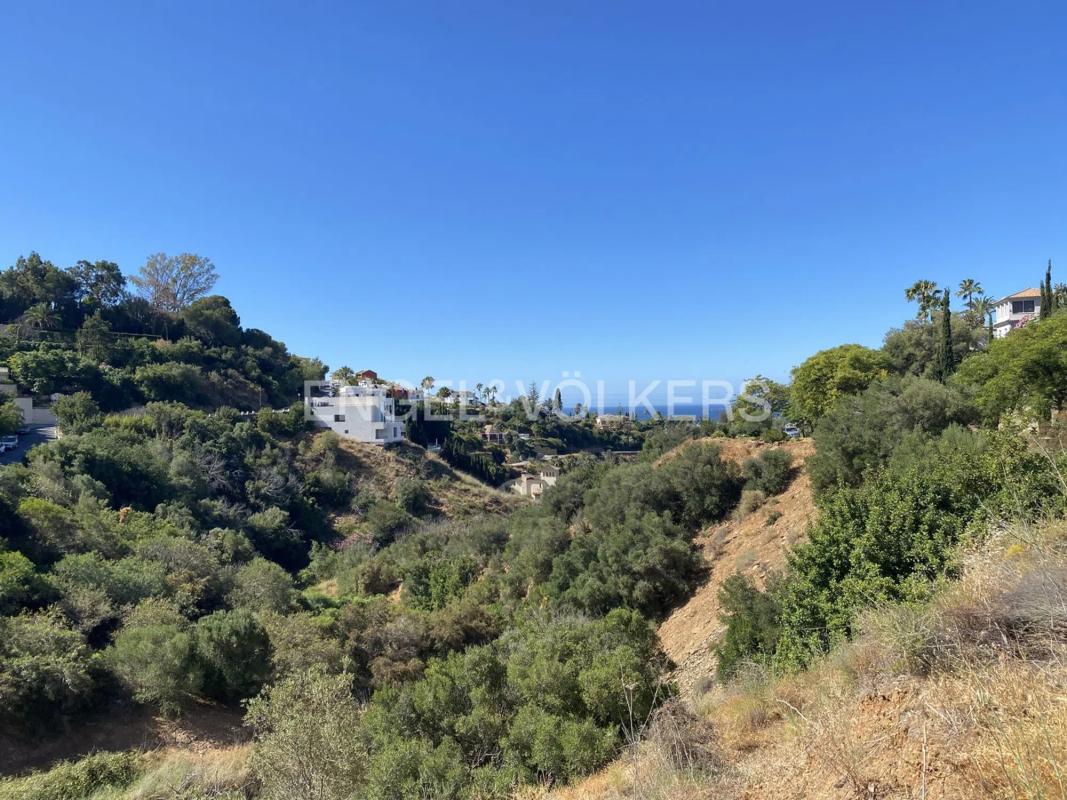 Terreno en venta en Marbella, Malaga photo 2