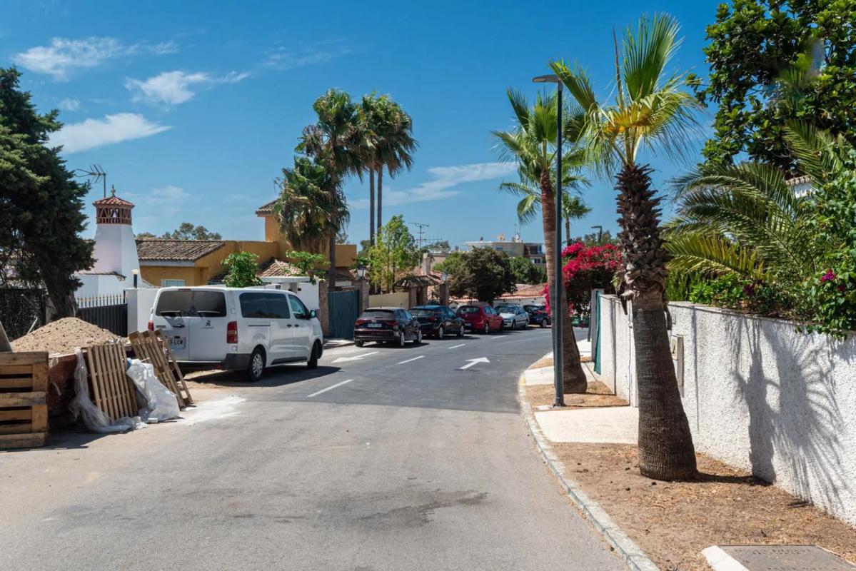 Terreno en venta en Marbella, Malaga photo 3