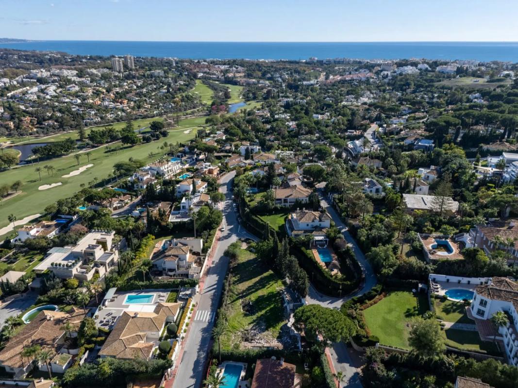 Land for sale in Marbella, Malaga photo 4