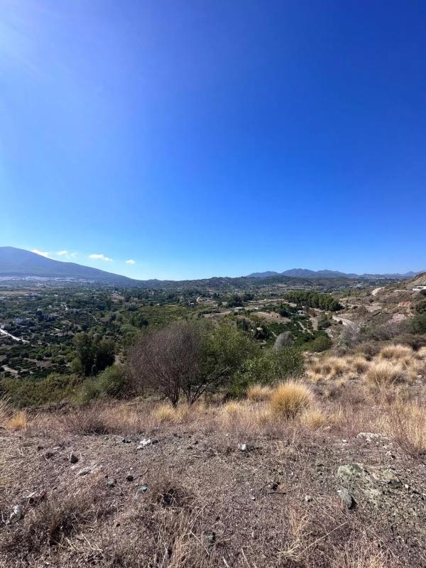 Terreno en venta en Alhaurín el Grande, Malaga photo 4