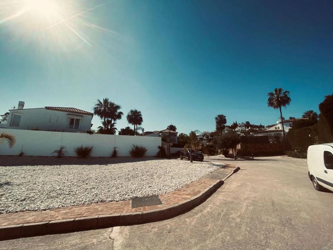 Terreno en venta en Marbella, Malaga photo 3
