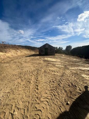 Terreno en via poligono 4 parcela 124 s/n thumbnail 1