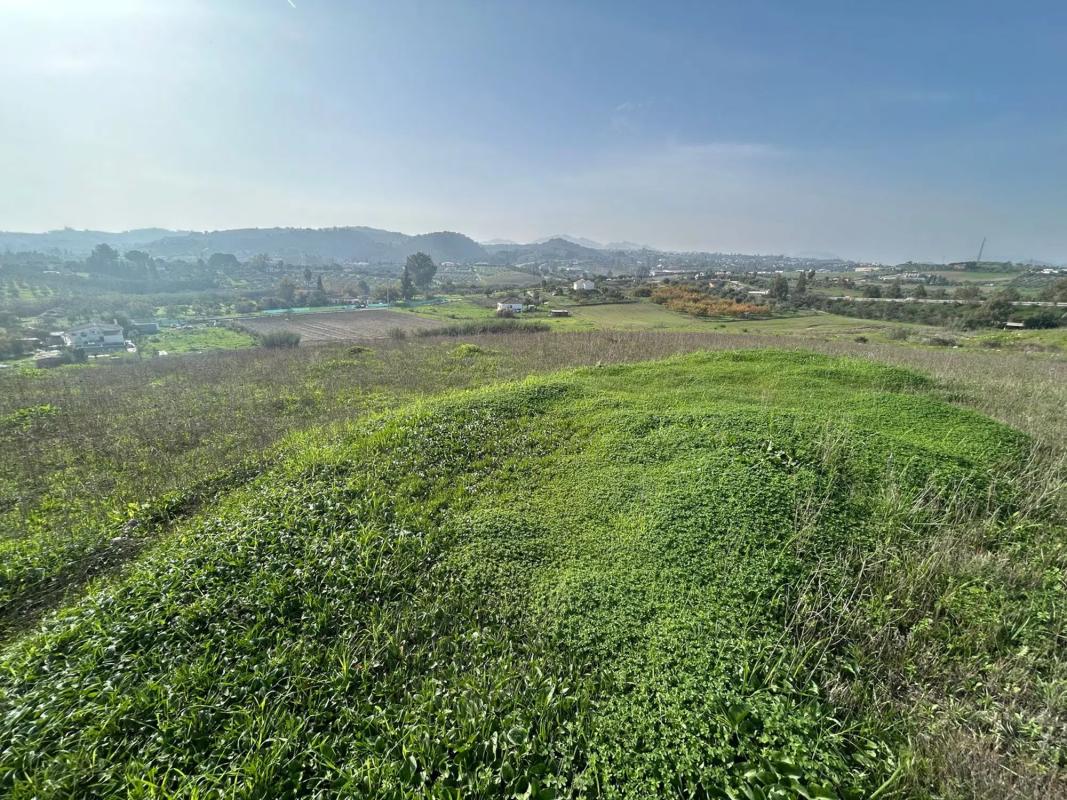 Участок земли на продажу в Алхаурин-эль-Гранде, Малага photo 2