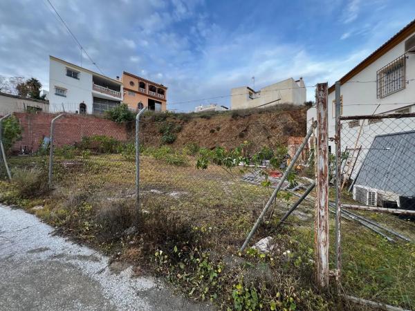 Terreno en avenida Blas Infante photo 1