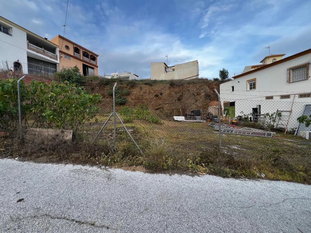 Terreno en venta en Benamocarra, Malaga photo 4