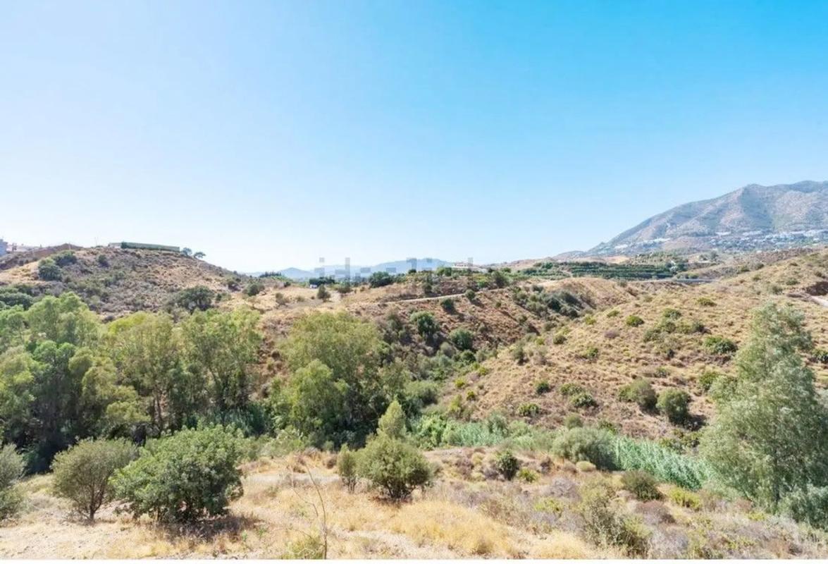 Terreno en venta en Fuengirola, Malaga photo 4