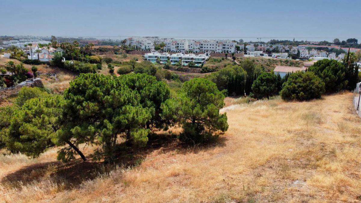 Terreno en venta en Estepona, Malaga photo 4