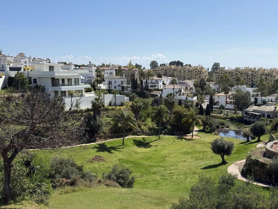 Terreno en venta en Estepona, Malaga photo 3