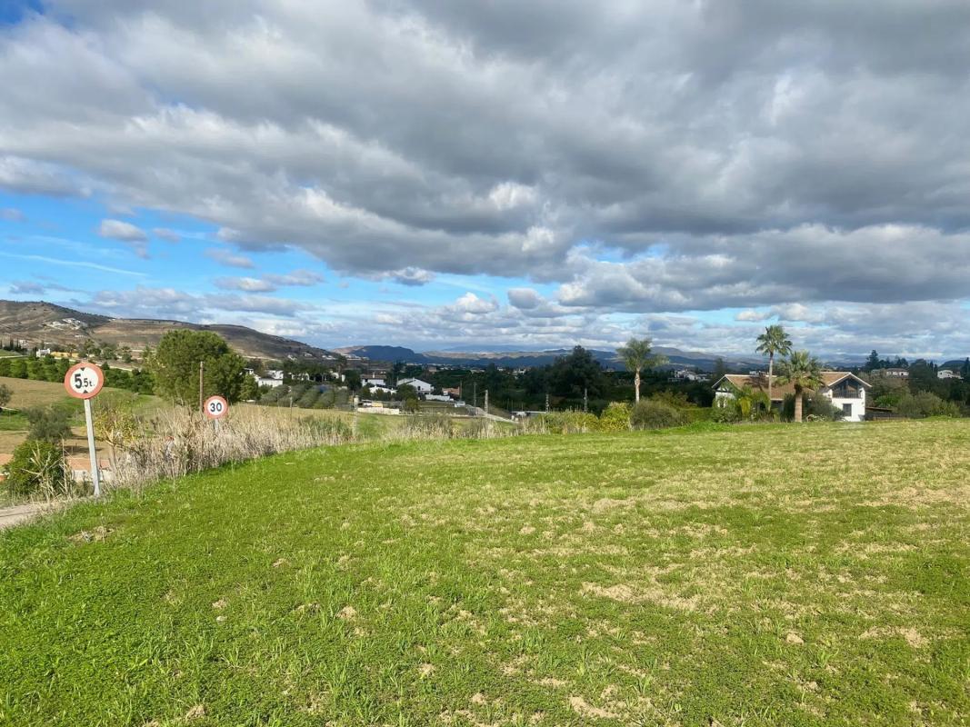 Terreno en venta en Alhaurín el Grande, Malaga photo 5