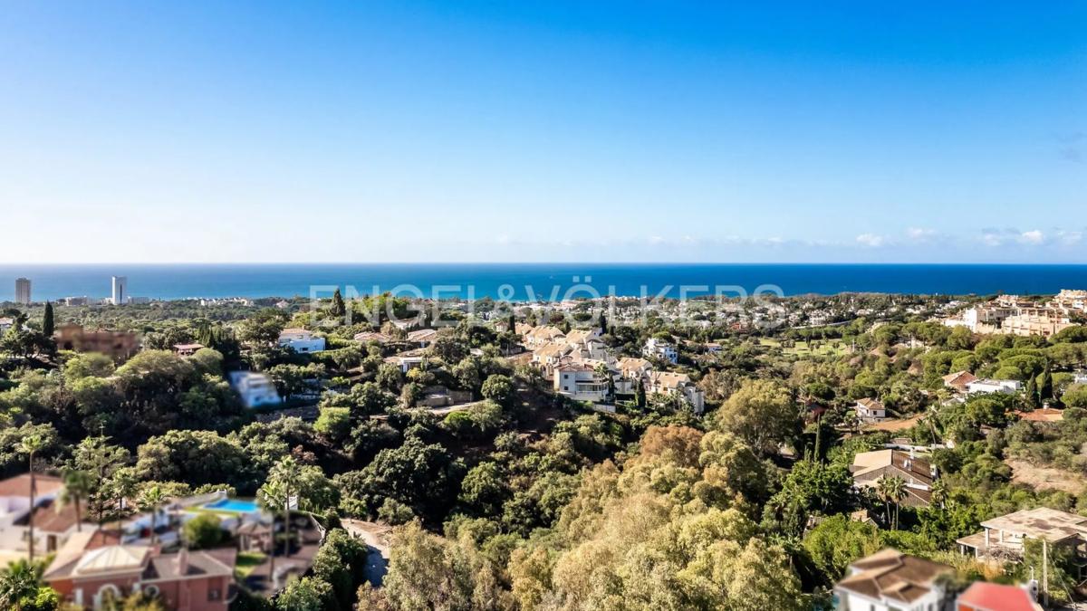 Terreno en venta en Marbella, Malaga photo 2