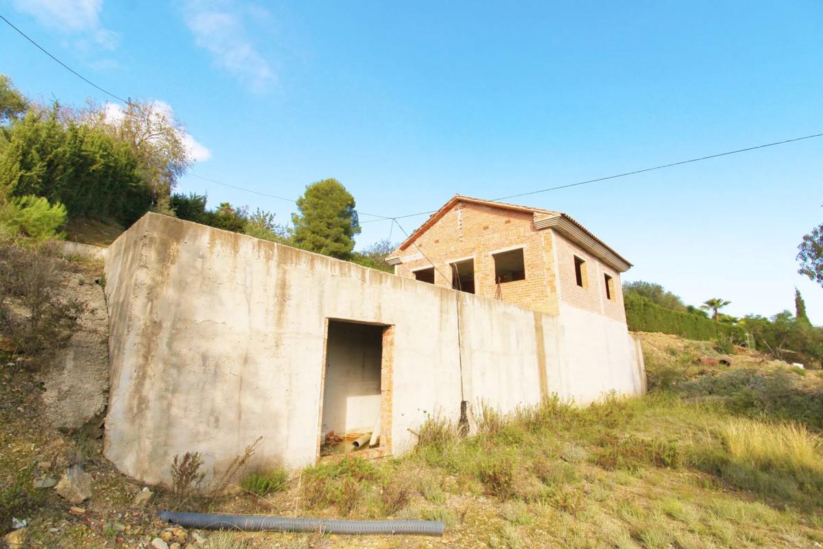 Terreno en venta en Coin, Malaga photo 3