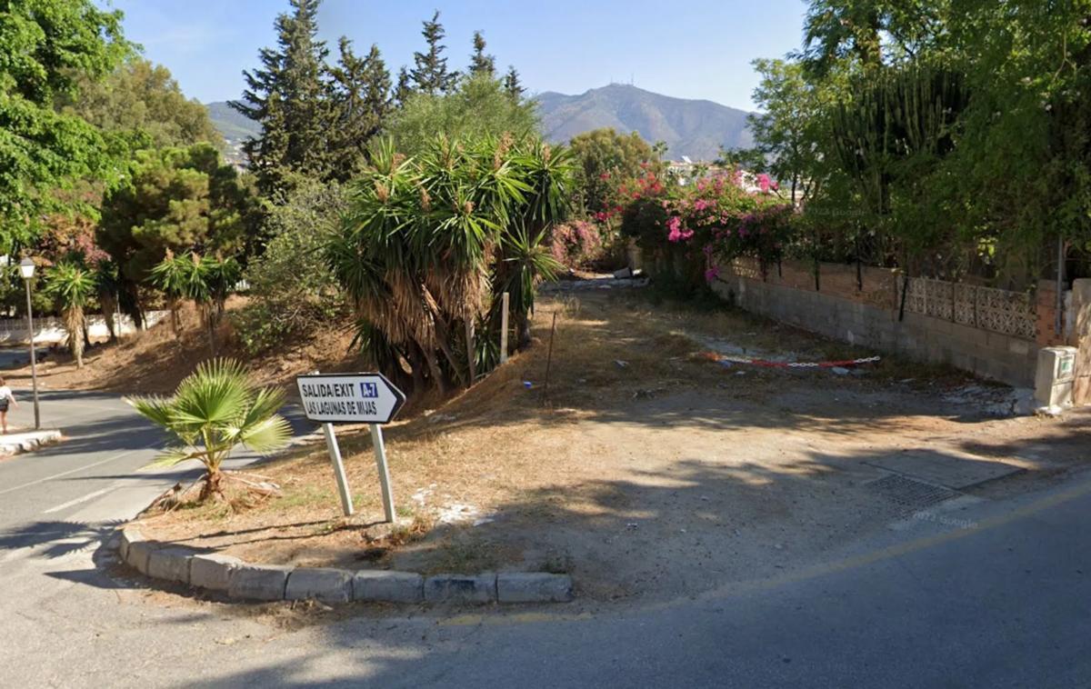 Terreno en venta en Mijas, Malaga photo 1