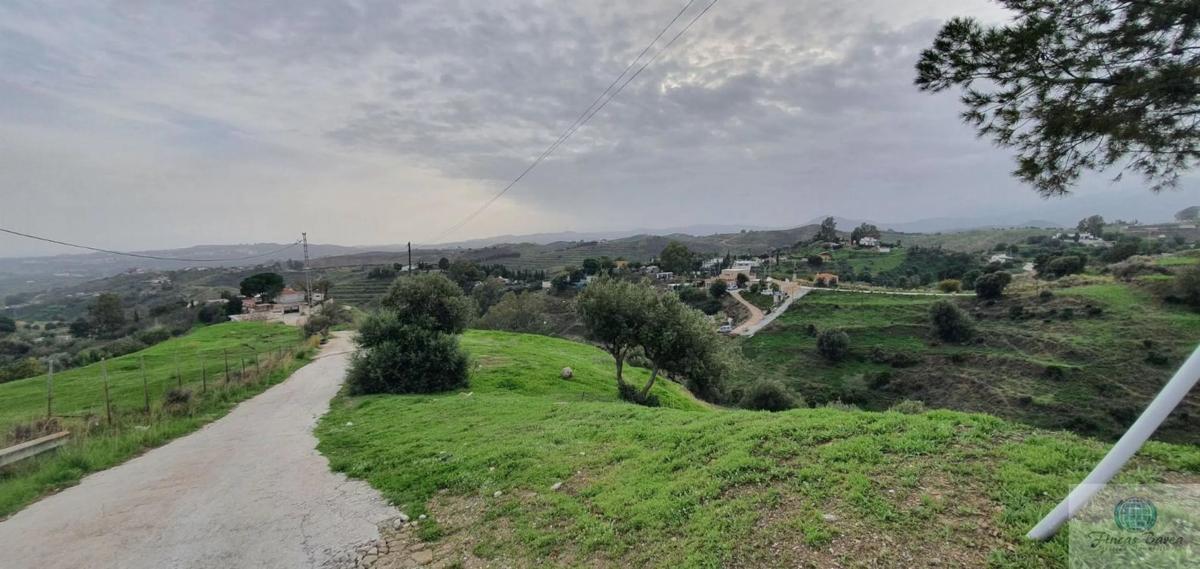 Działka na sprzedaż w Mijas, Malaga photo 4