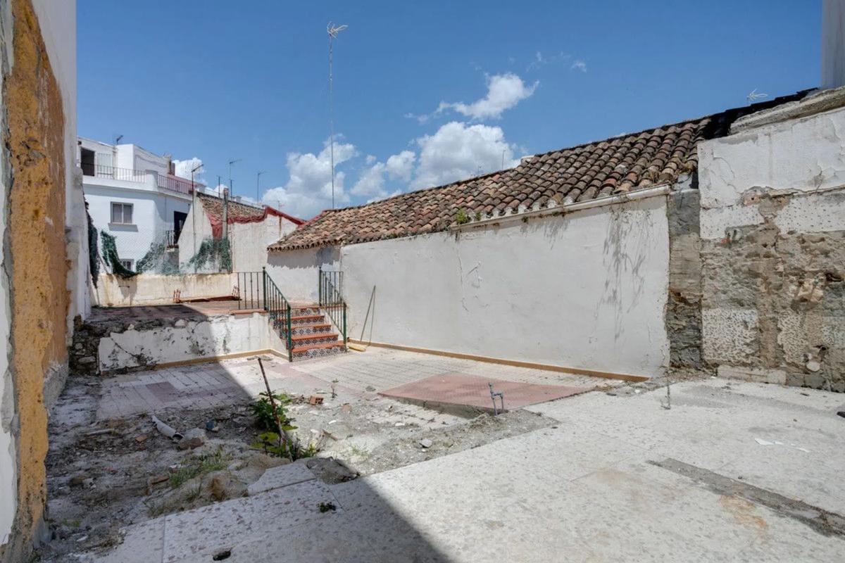 Terreno en venta en Estepona, Malaga photo 4