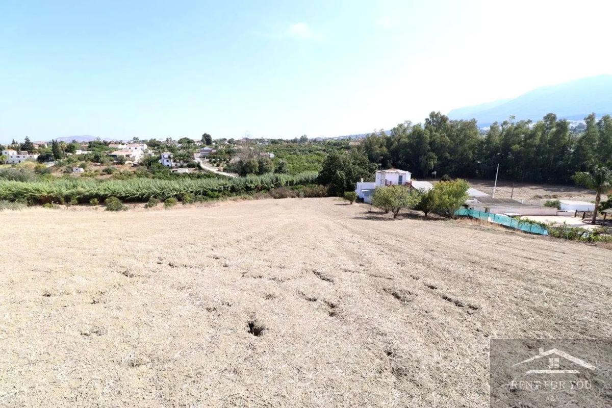 Terreno en venta en Alhaurín el Grande, Malaga photo 4