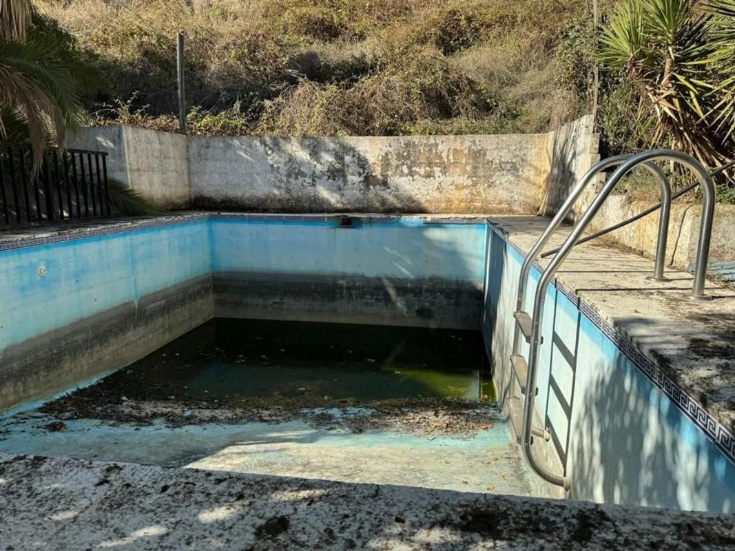 Terreno en venta en Marbella, Malaga photo 1