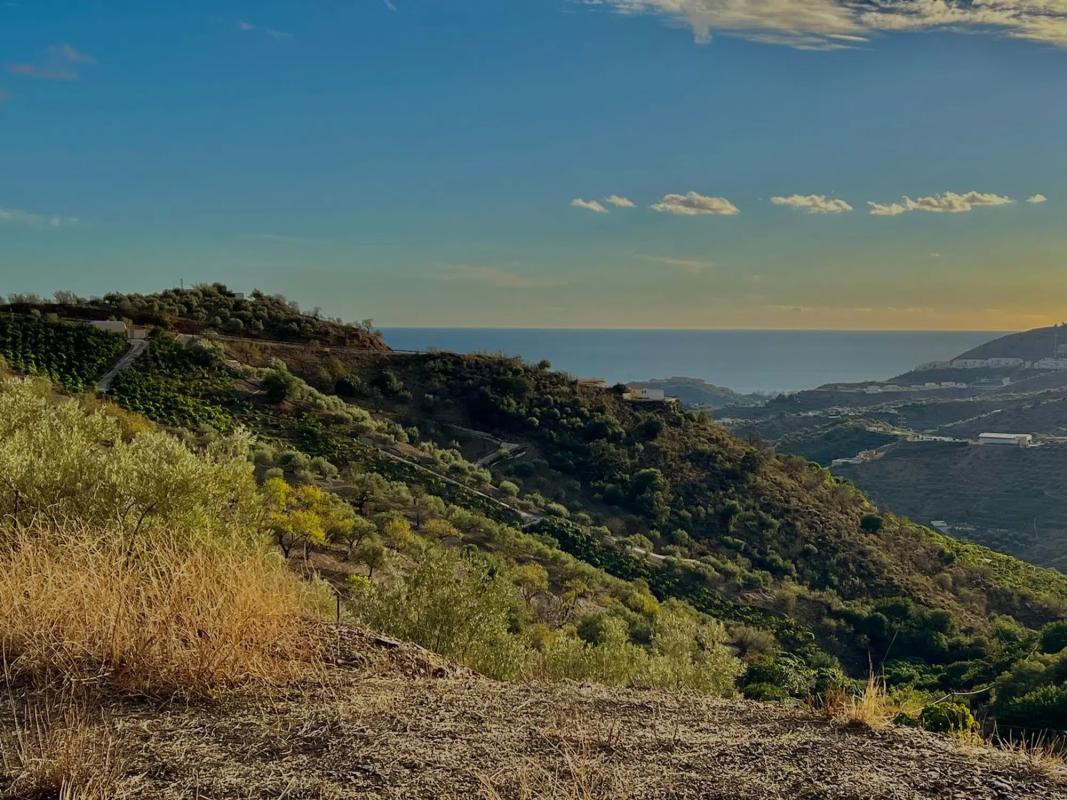Land for sale in Rincón de la Victoria, Malaga photo 1
