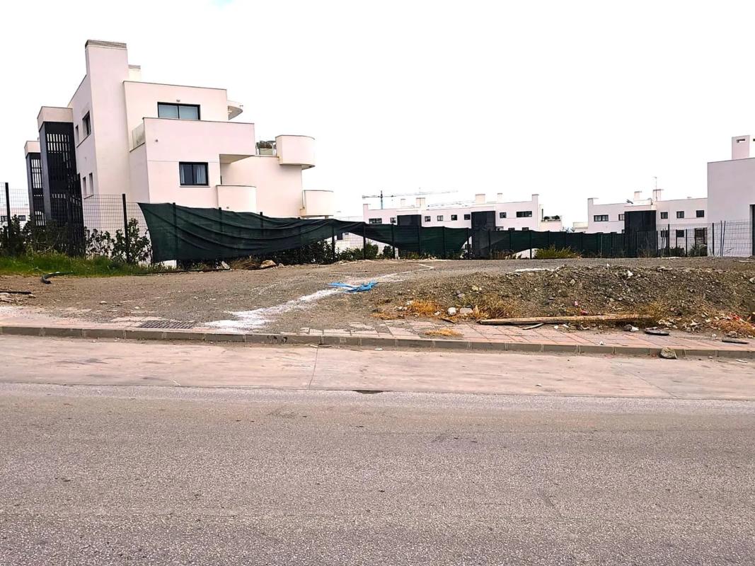 Terreno en venta en Fuengirola, Malaga photo 4