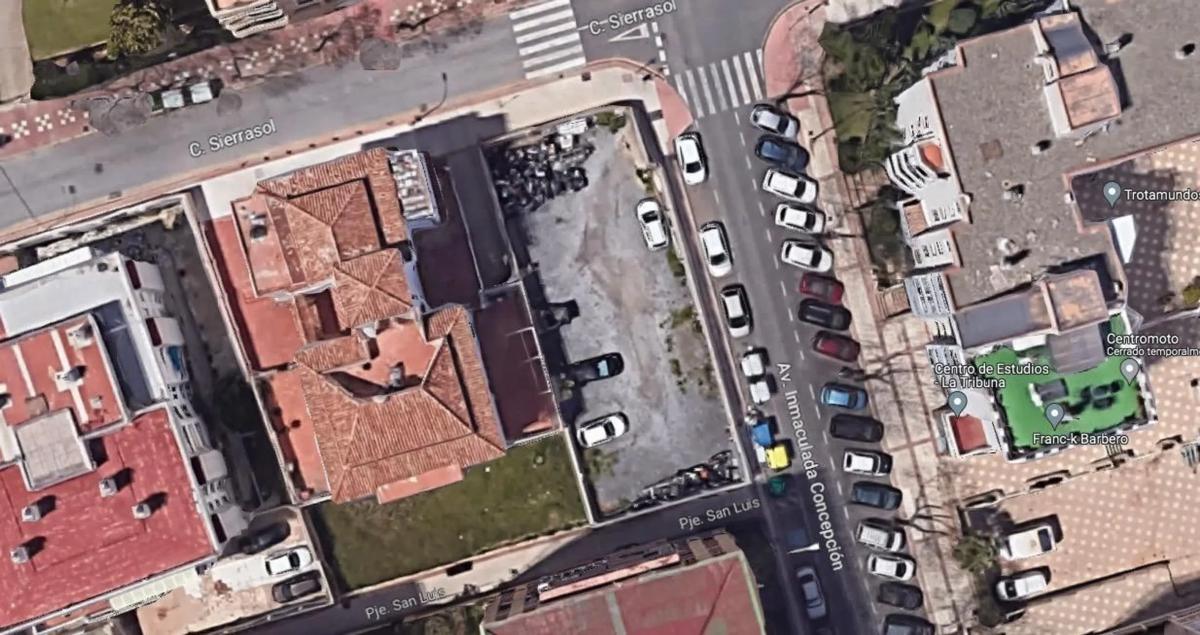 Terreno en venta en Benalmádena, Malaga photo 1