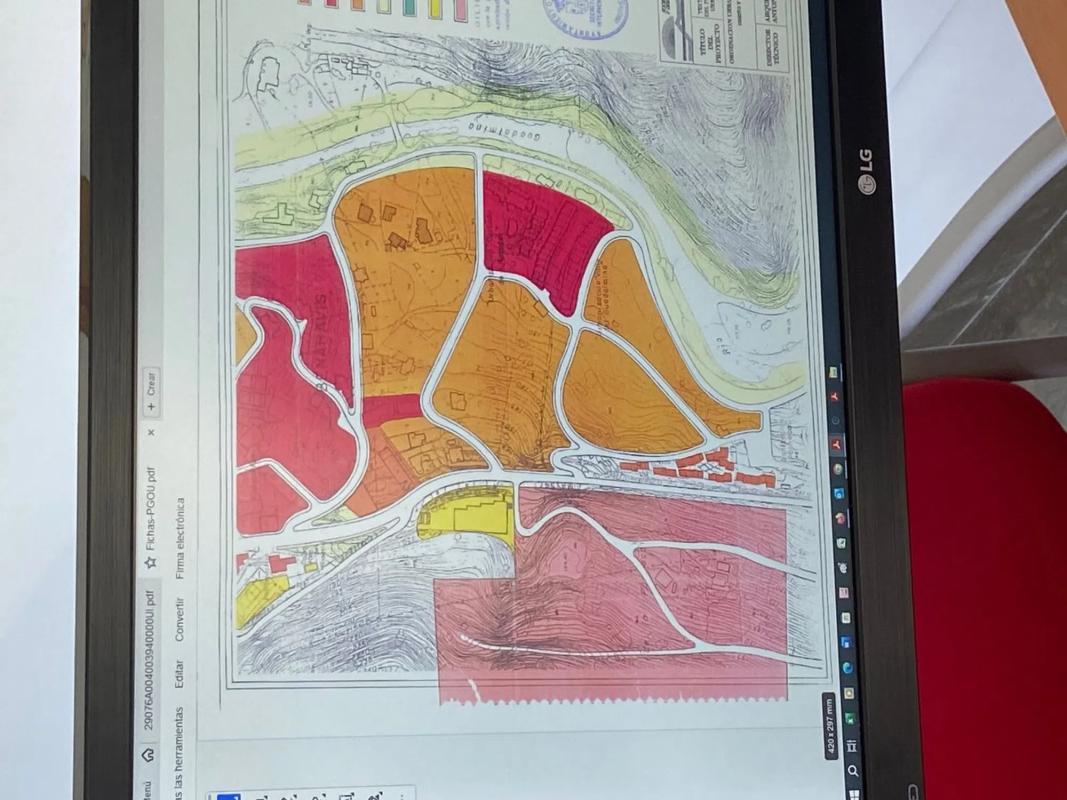 Terreno en venta en Benahavís, Malaga photo 2