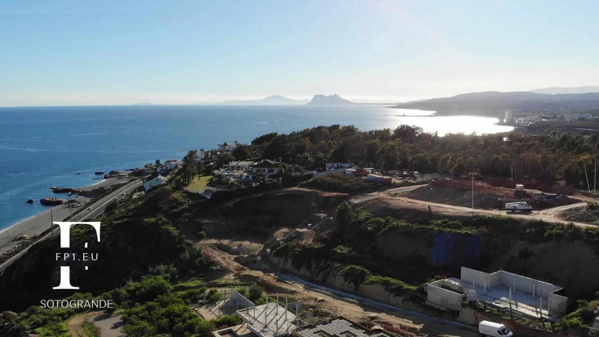 Terreno en venta en Manilva, Malaga photo 1