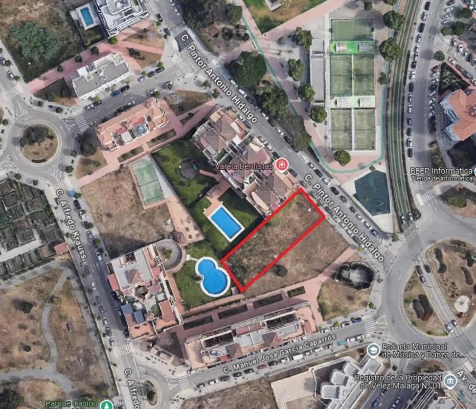 Terreno en venta en Vélez-Malaga, Malaga photo 2